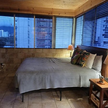 Aparthotel Hawaiian King Honolulu Habitación foto
